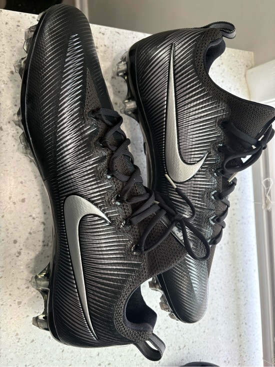 NWOT Nike Vapor Untouchable Pro football cleat in a \